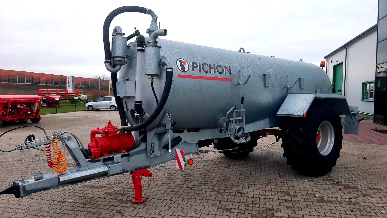 Beczkowóz PICHON TCI 10400
